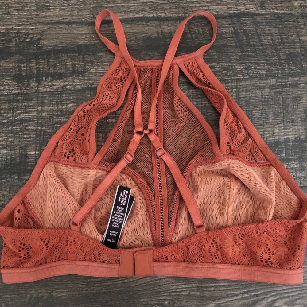 VS Bra - Picture 6 of 7
